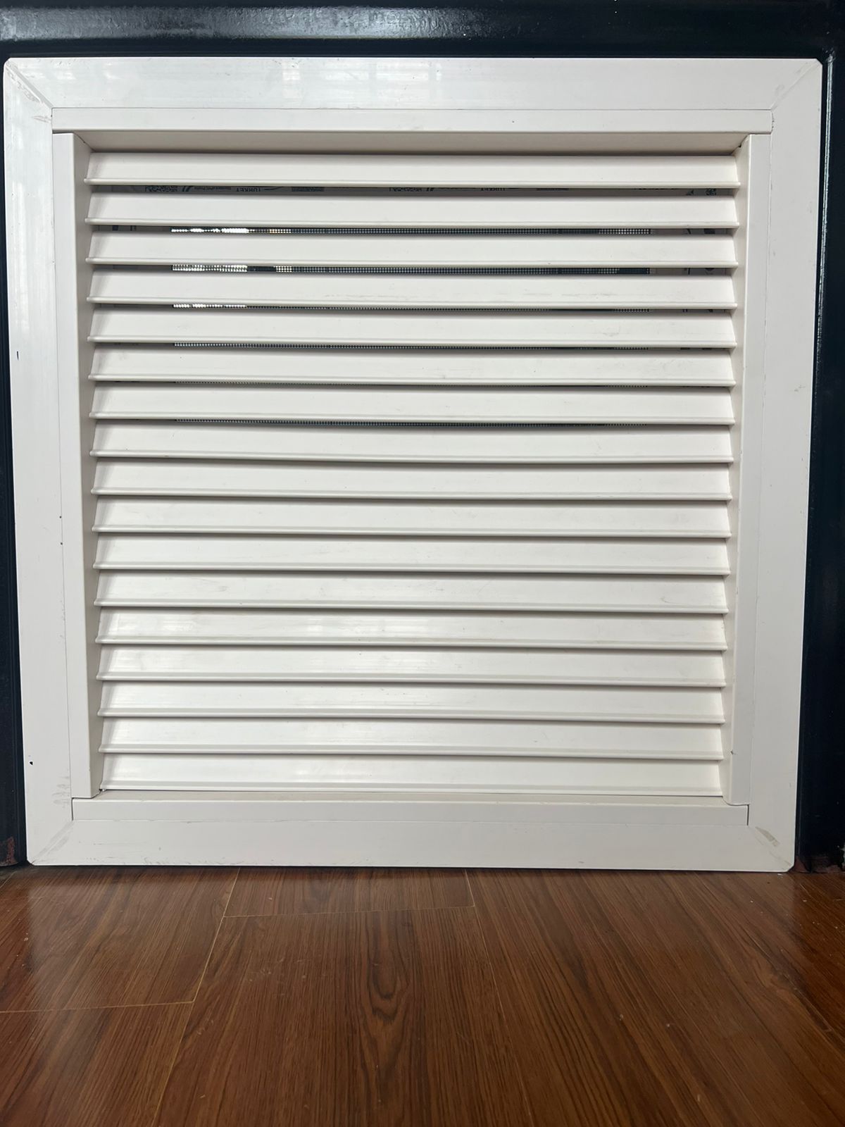 Blind S Louvers With Mesh 97mm Series
